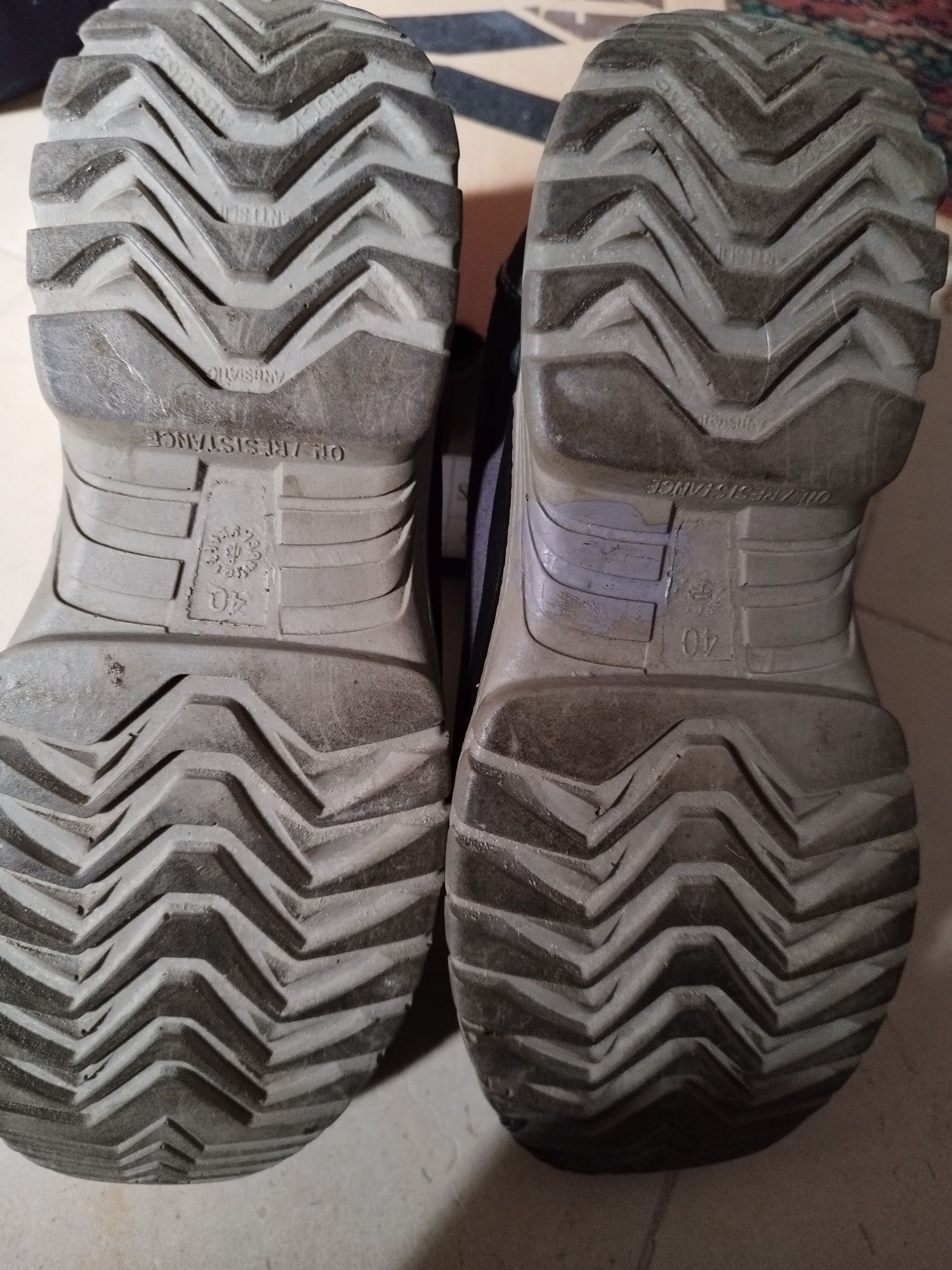 Sapatos de segurança/biqueira de aço n.40 e 42