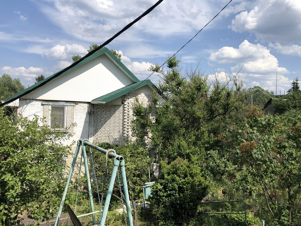 Продаж будинку та ділянки