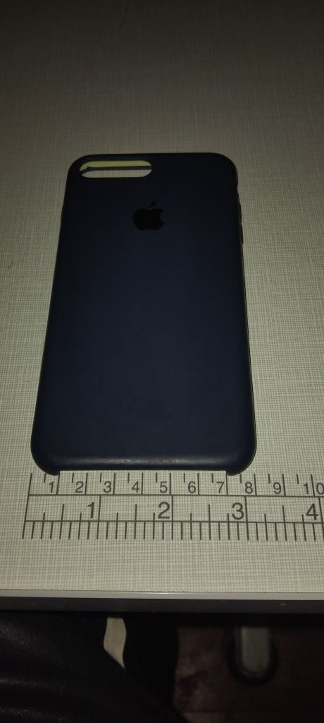Чохли до айфона 7+  8+