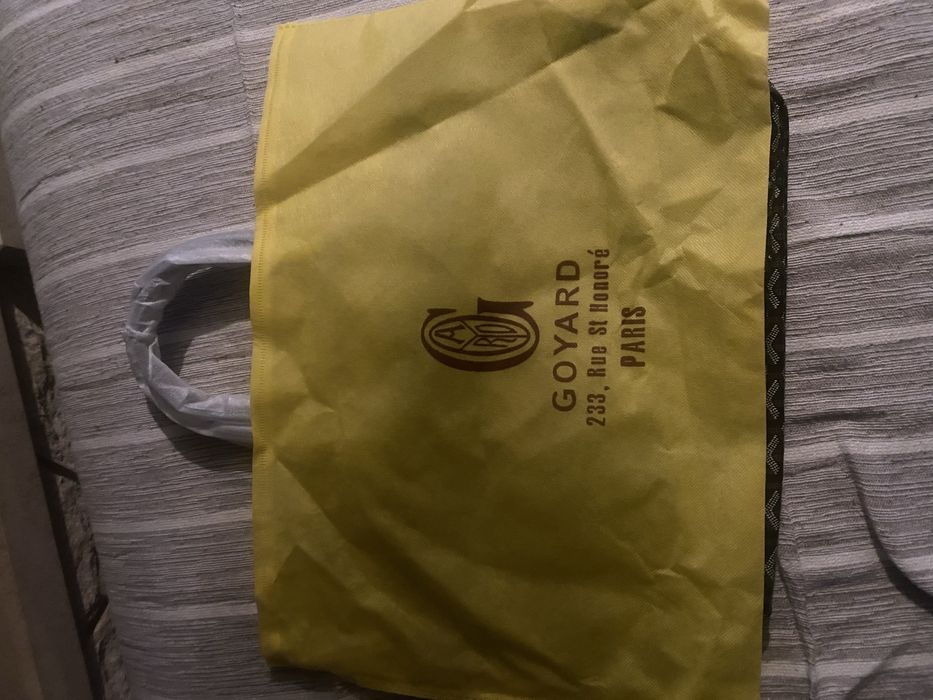 Mala goyard preta e cinzenta