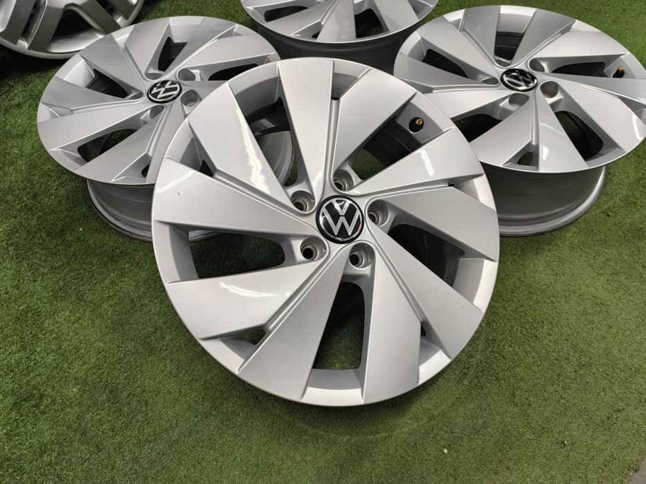 17" felgi 5x112 et46 VW Golf 6 7 8 Touran Caddy Seat Skoda Audi a3 GTI