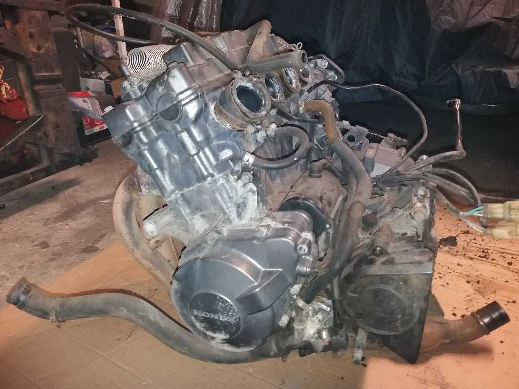 Motor Honda CBF600SA