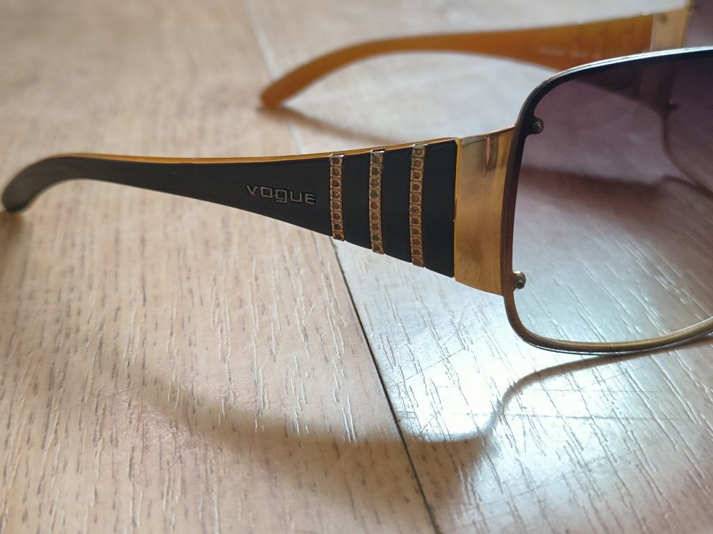 Oryginalne Okulary Vogue Przeciwsłoneczne Damskie VO3635SB 280/13 2N