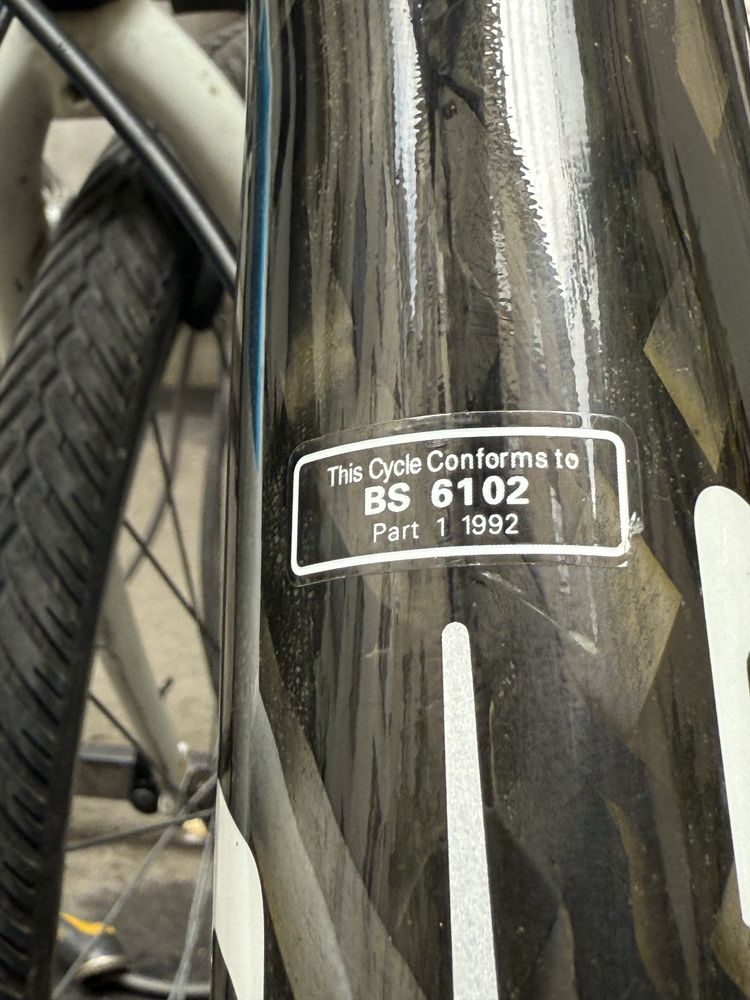 rower szosowy Specialized Roubaix Full-Carbon M
