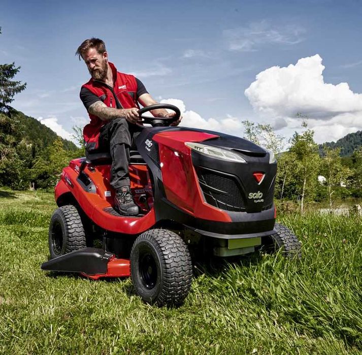 Traktorek Ogrodowy Kosiarka T18-111.4 HDS-A V2 Comfort Solo by Al-ko