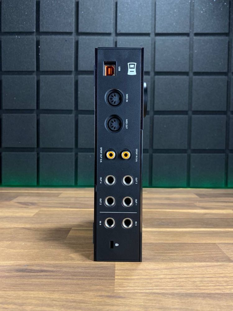 Native Instruments Komplete Audio 6