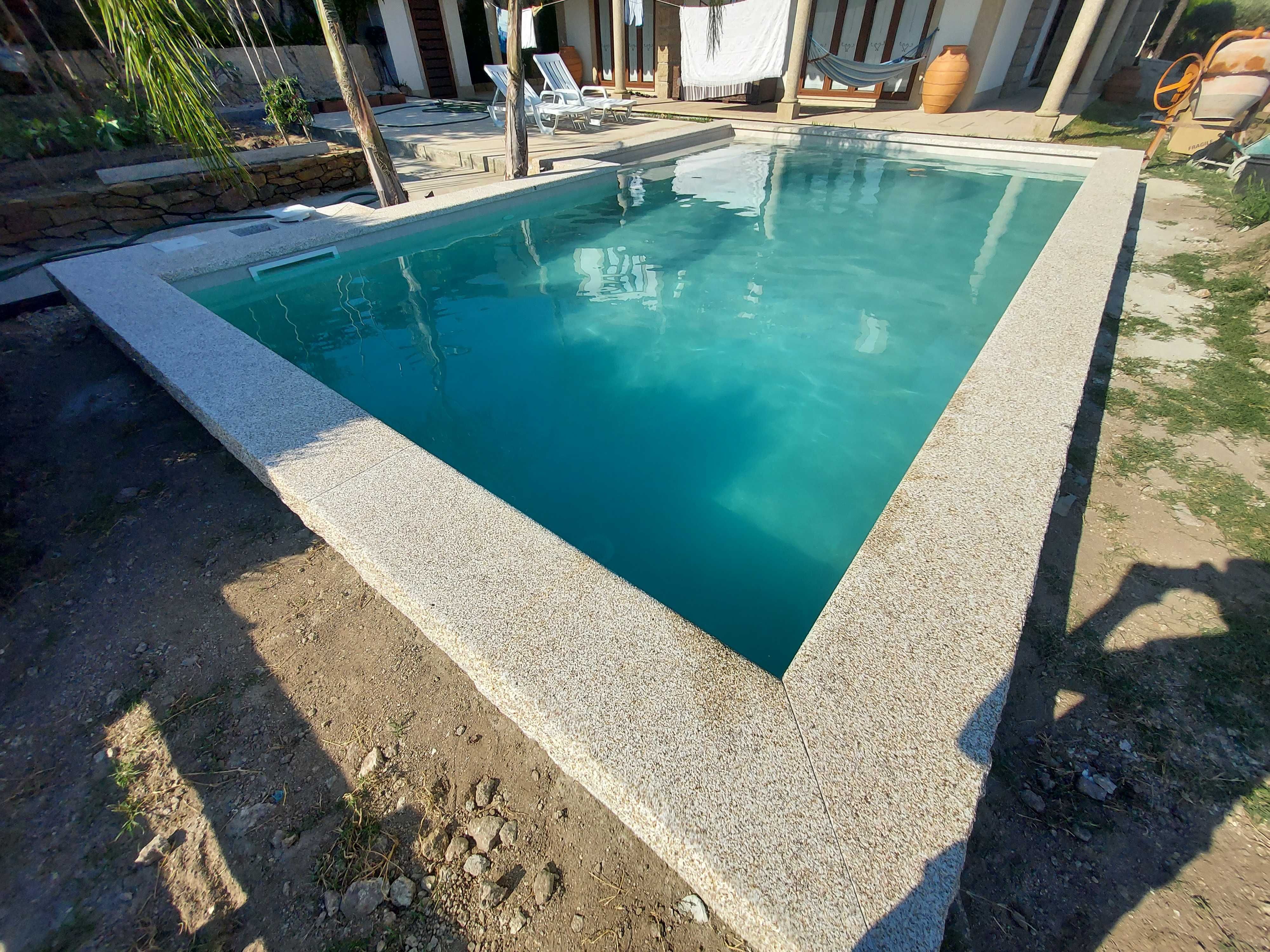 Colocada de tela armada em piscinas