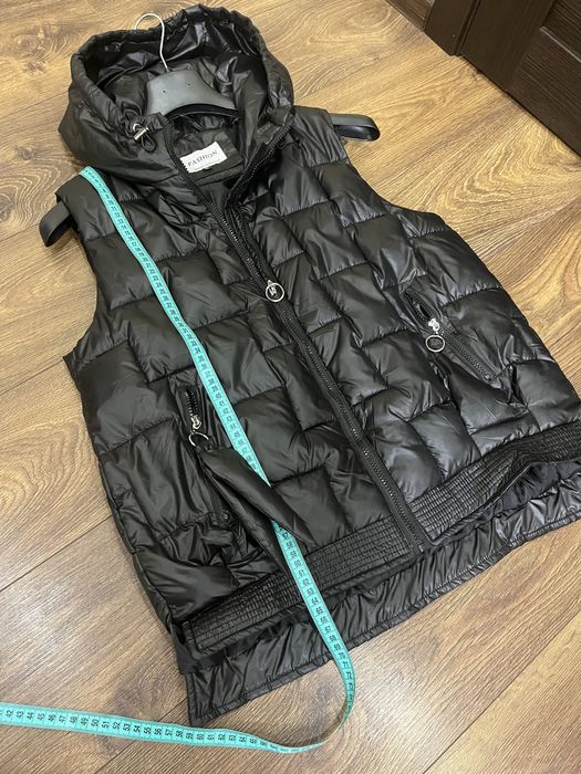 Жилетка жіноча нова стильна