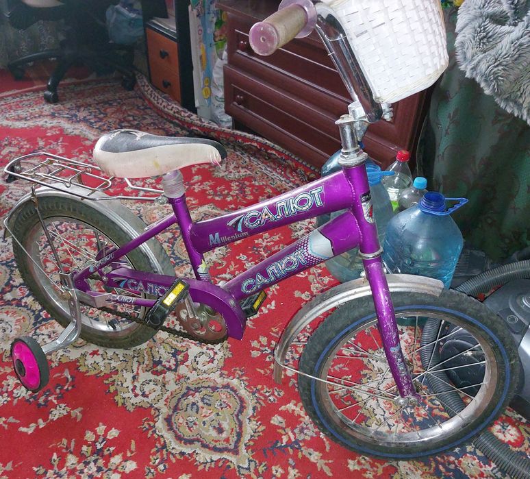 Велосипед салют 16 дюймов