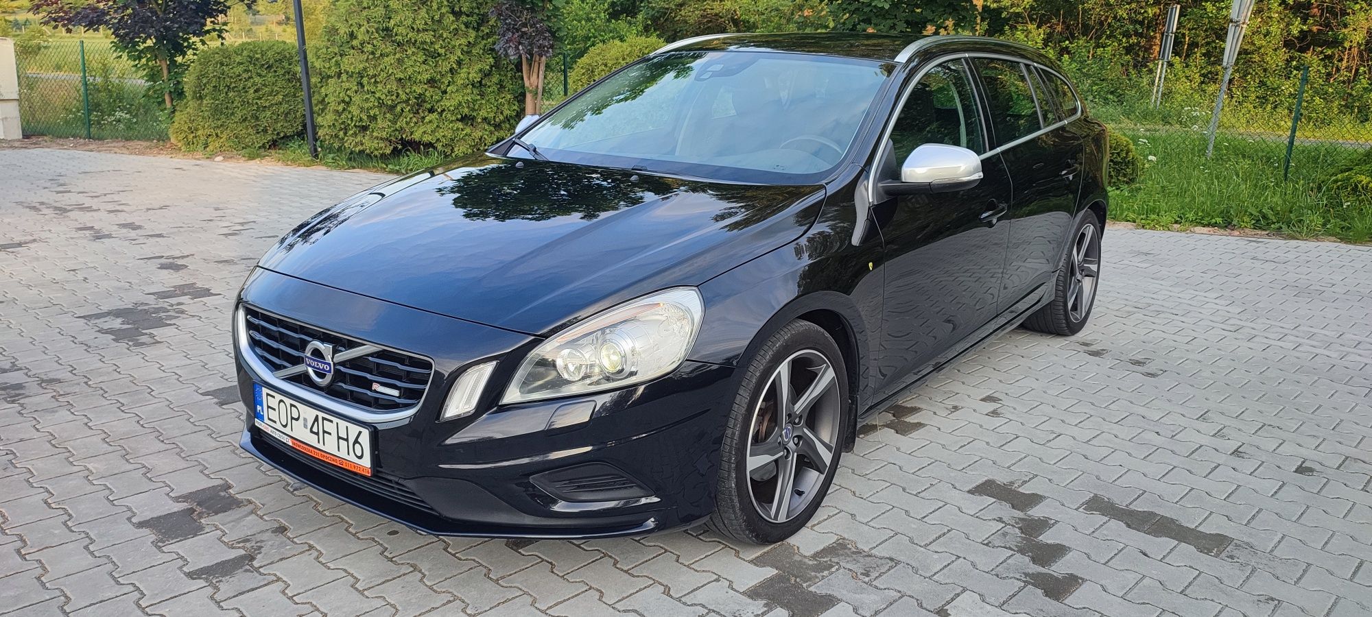 Volvo V60 1.6 115km#R Design # Xenon#Nowy rozrzad#