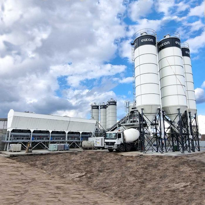 Modułowy silos na cement i materiały sypkie 150 ton (105 m³) z dostawą