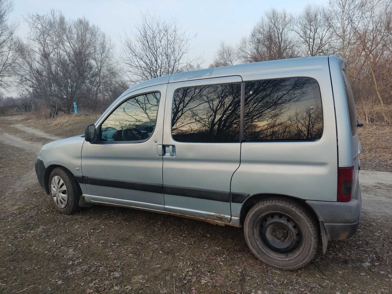 Продам Peugeot Partner 2003 року