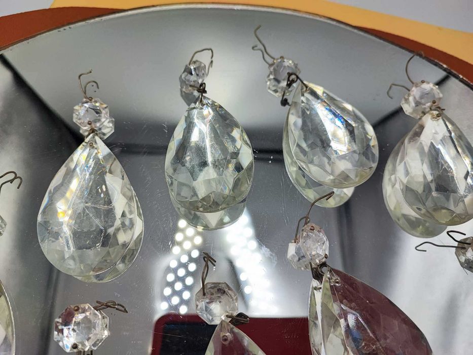 Stare kryształki szklane migdałki wys.9,4 cm.cena za 1 szt.