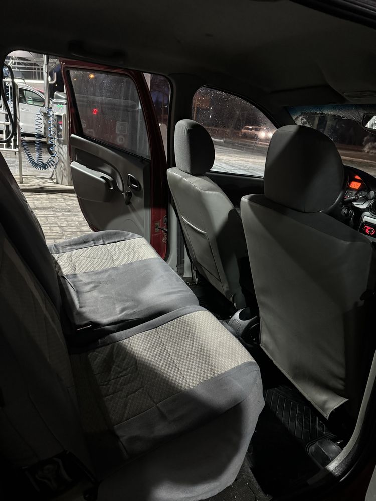 Автомобіль в Оренду