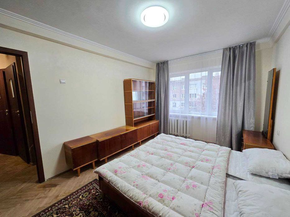 Оренда просторої 2-кімн. квартири по вул.Грінченка, Шевченківський р-н