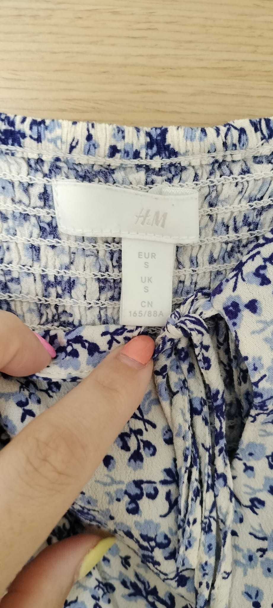 Blusa curta mangas tufadas H&M