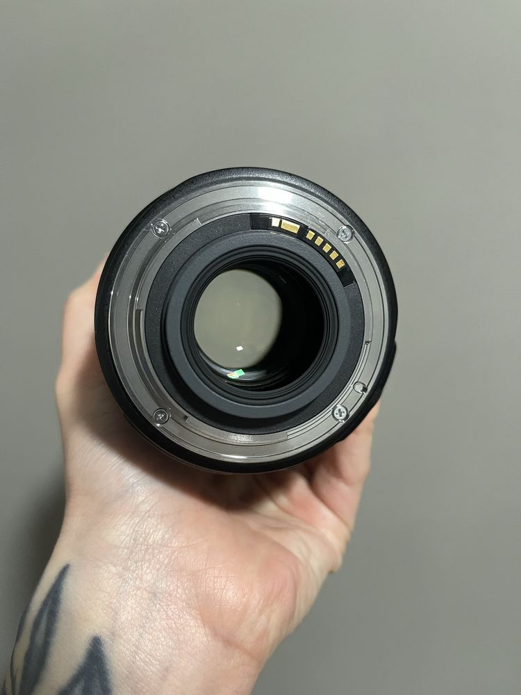 Objectiva Canon 17-55 f/2.8