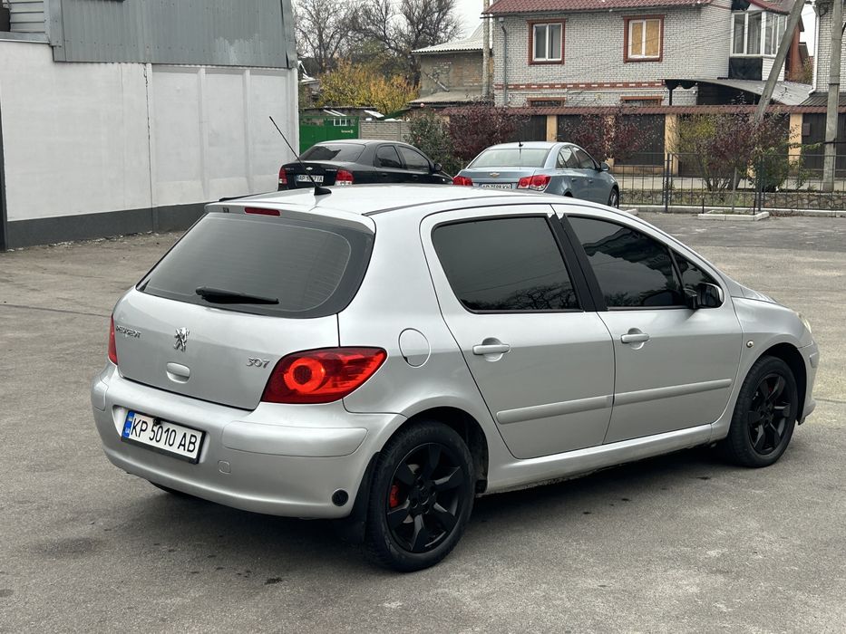 Продам Peugeot 2.0 газ/бенз