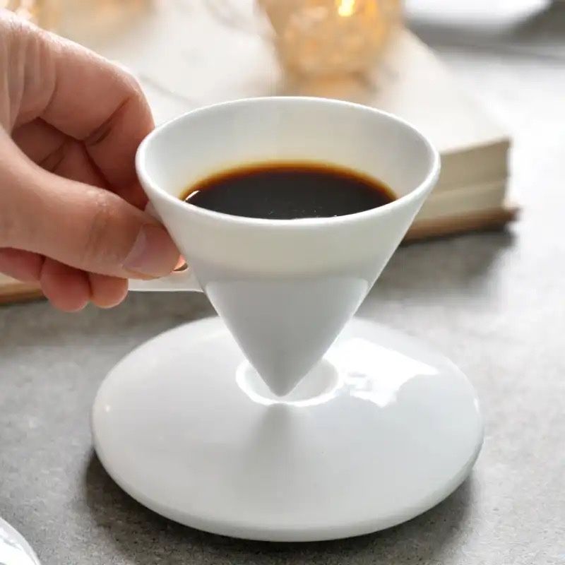 Чашка для кави з кістяного фарфору