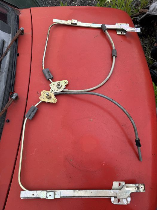 Podnosnik szyby prawa lewa strona fiat 126p EL