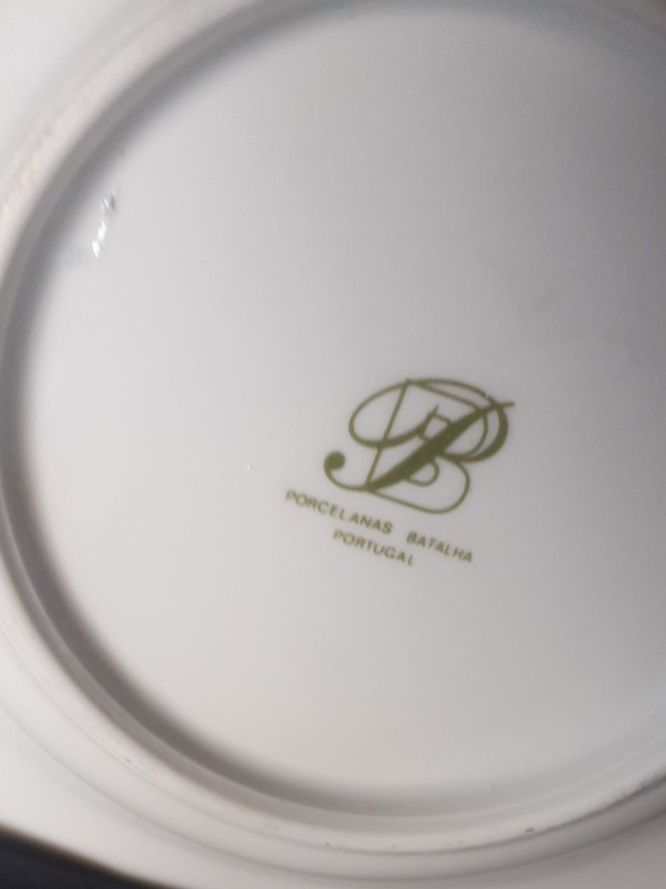 Cinzeiro de porcelana