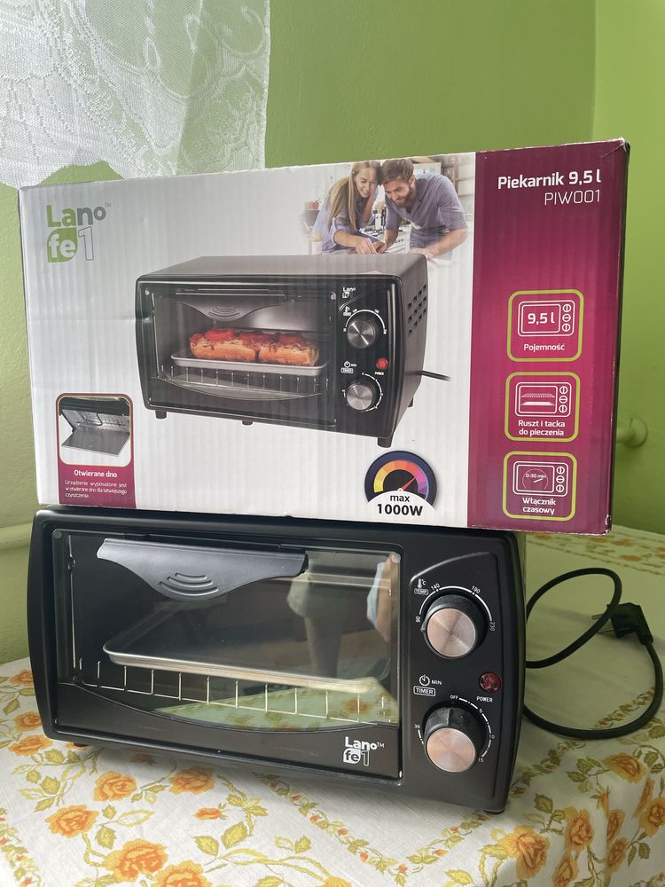 Mini piekarnik elektryczny