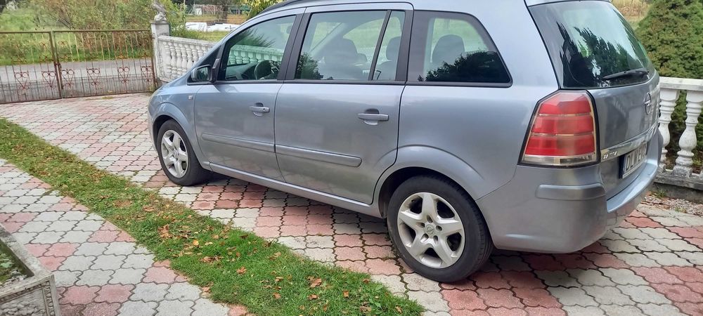 Opel Zafira B 1,9 d