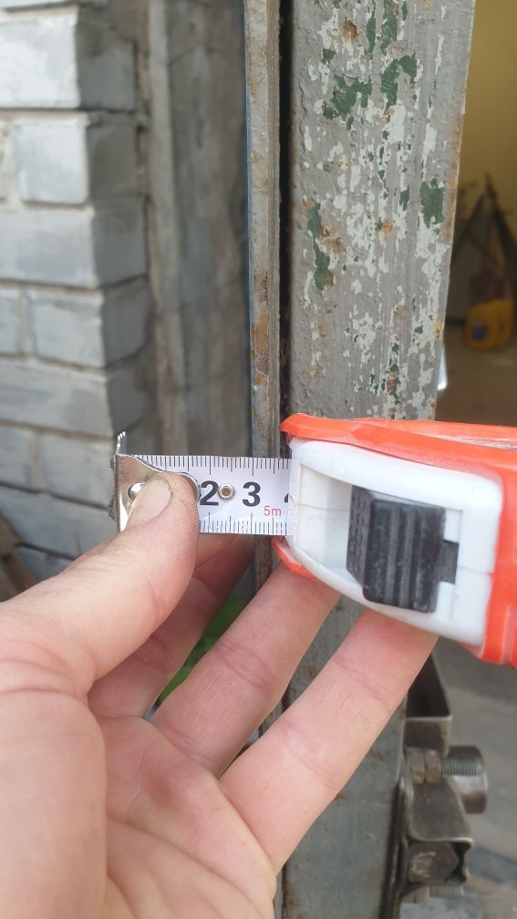 Дверь входная 4 мм металл. 205x105