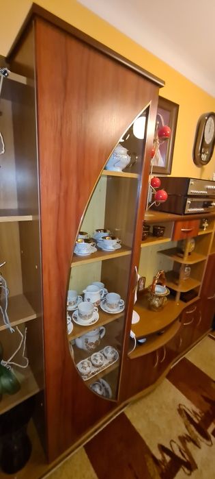 Kredens, witryna, witrynka - stan idealny.