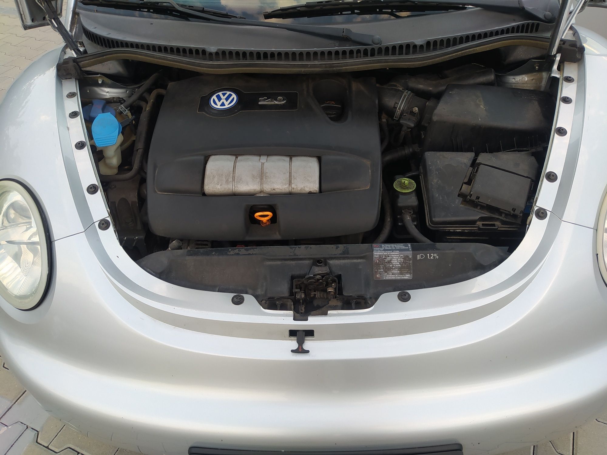 VW New Beetle 2.0 8V GAZ Klima Alufelgi En Vogue