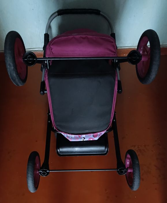 Коляска для кукол