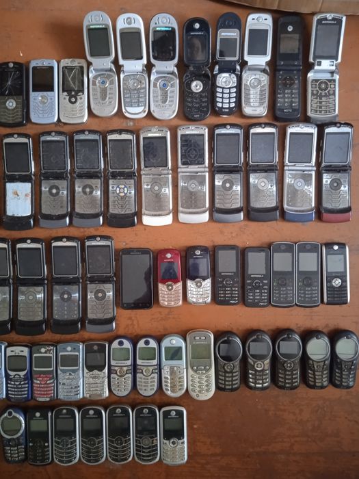 Motorola rock e1 , e398 , L6 , L7 , L2 , razr v3 , razr v3i , v500