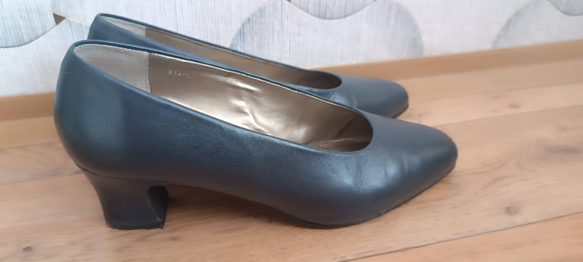Buty damskie 39 skora