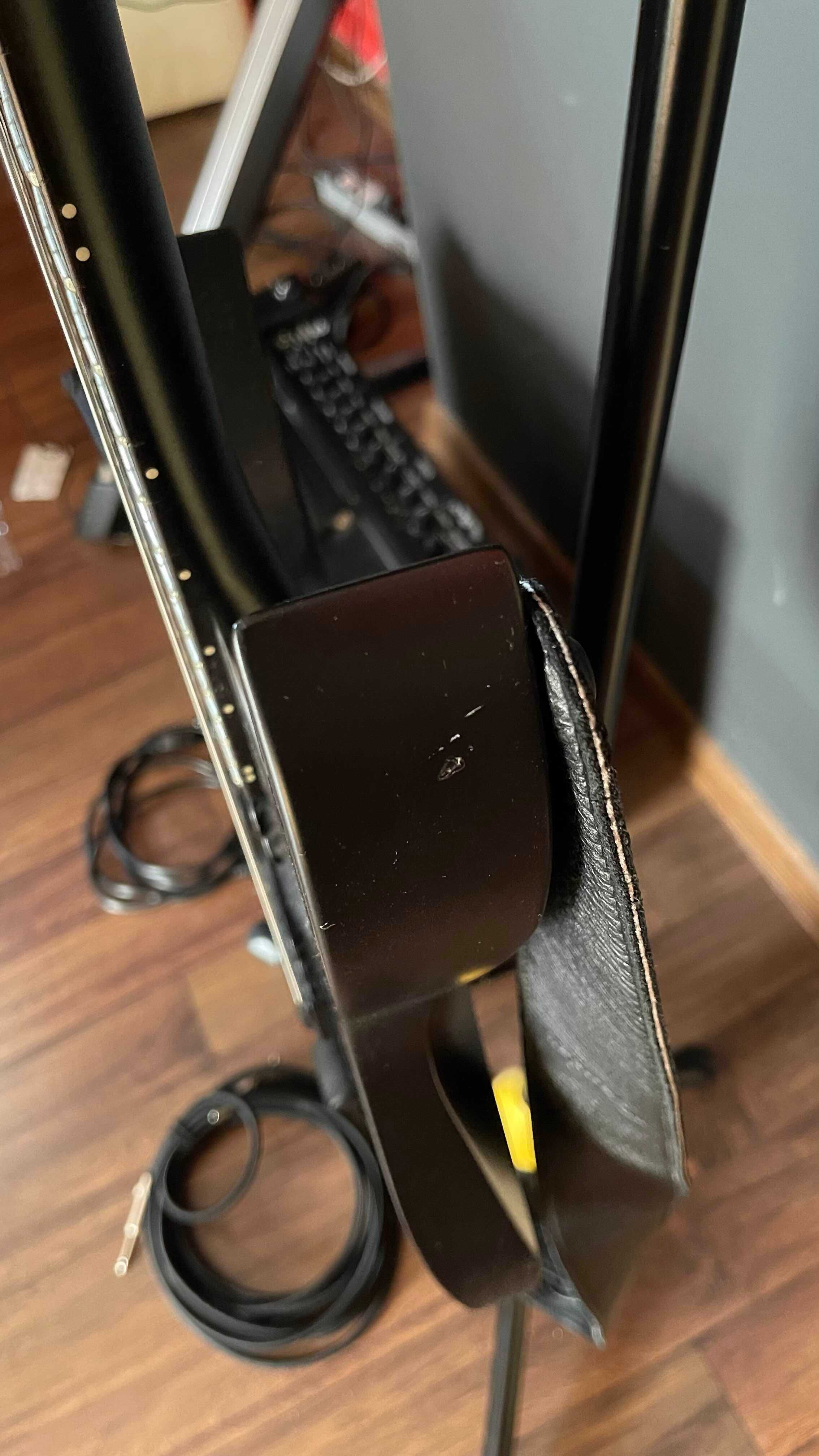 Gitara elektryczna Solar Guitars A2.6C leworęczna z pokrowcem jak nowa