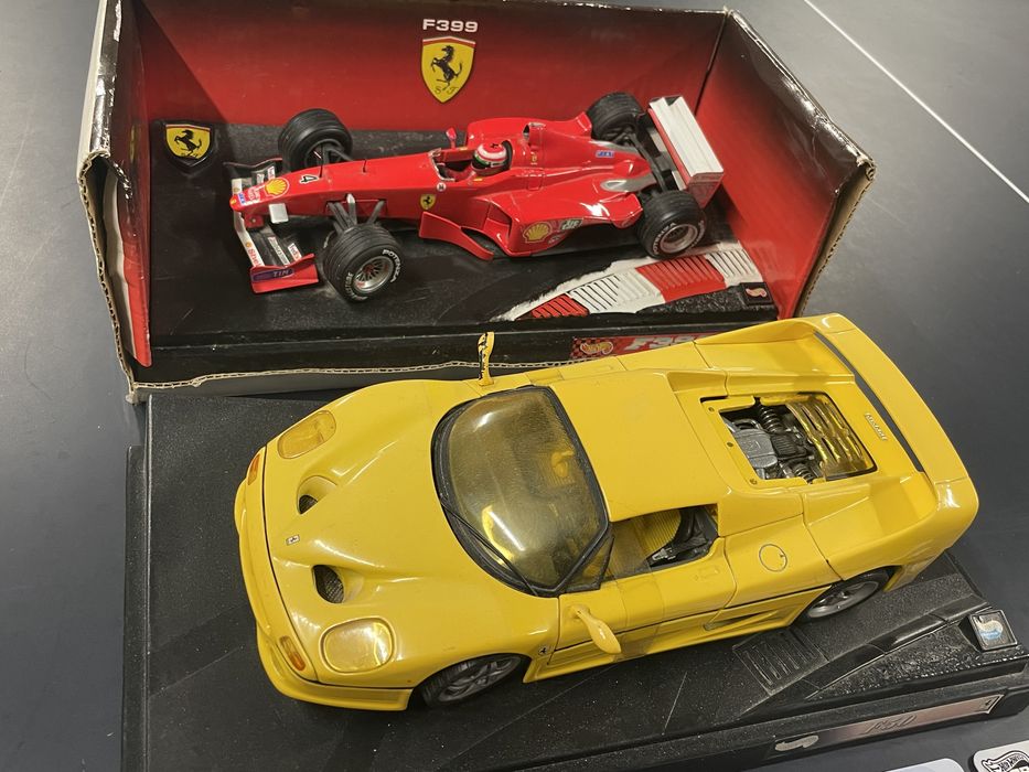 2x Ferrari + IWC mercedes 300sl Team transport Premium Hot Wheels