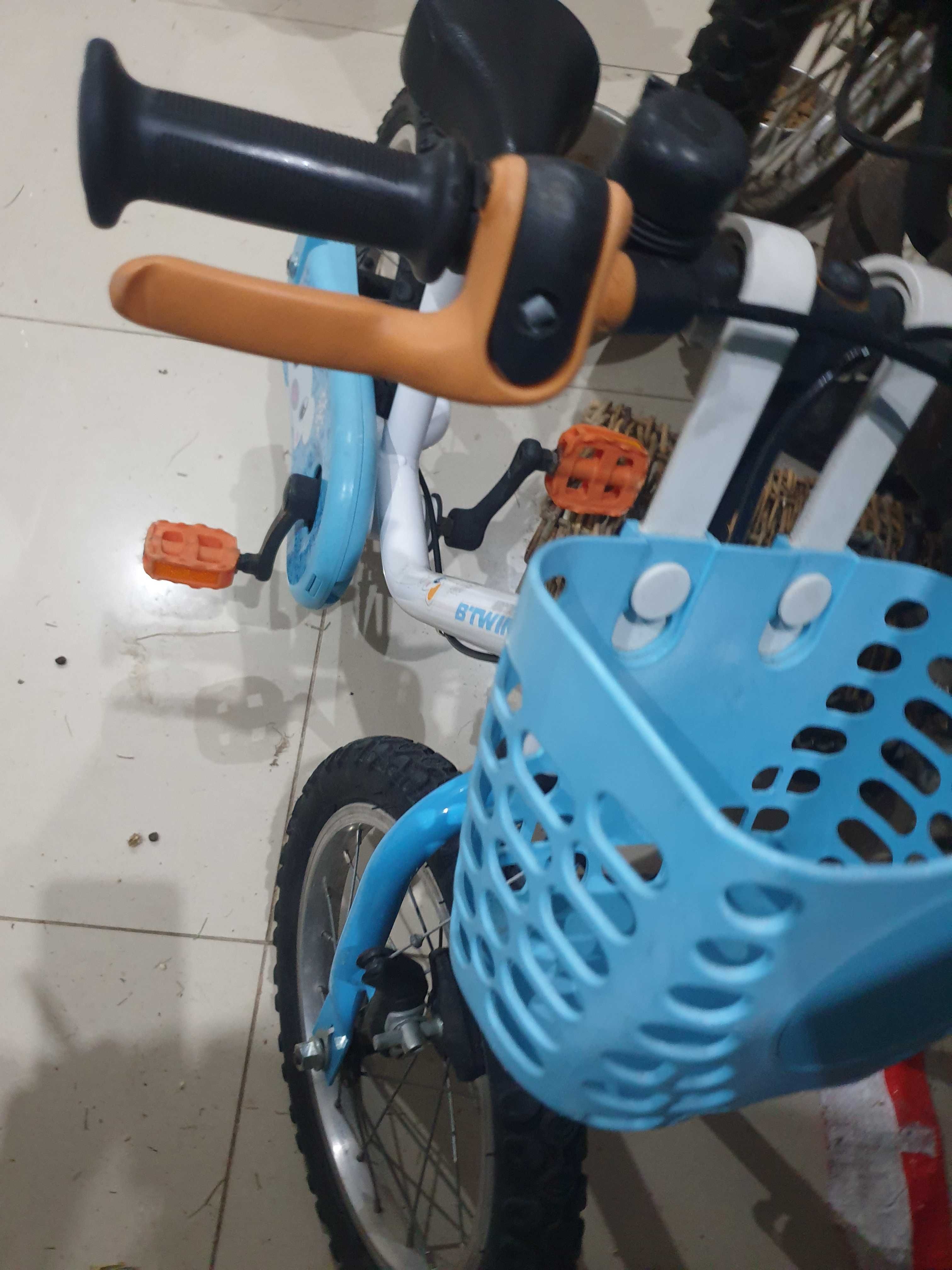 Bicicleta de criança com pouco uso!