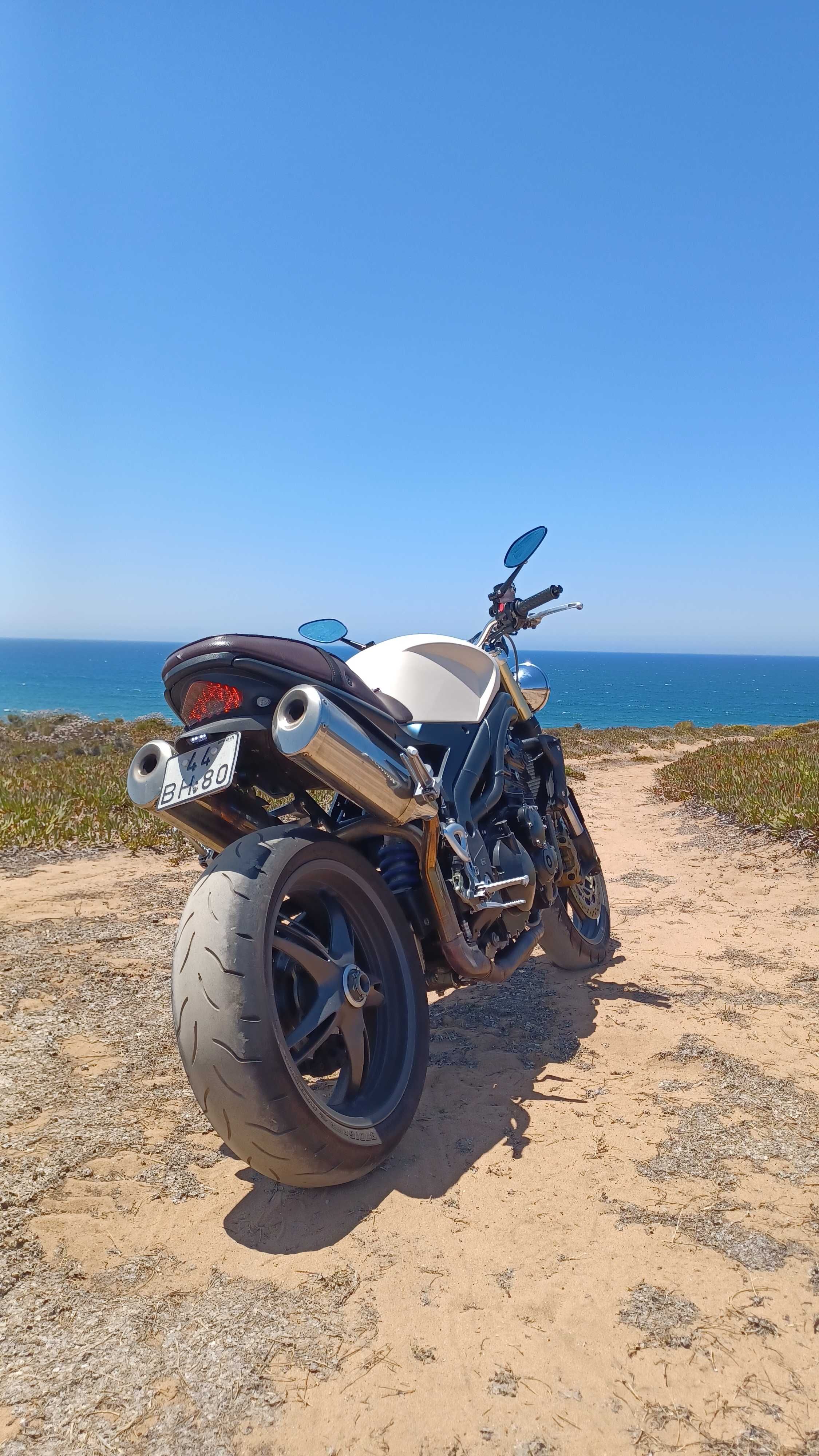 Triumph Speed Triple 1050cc 2006