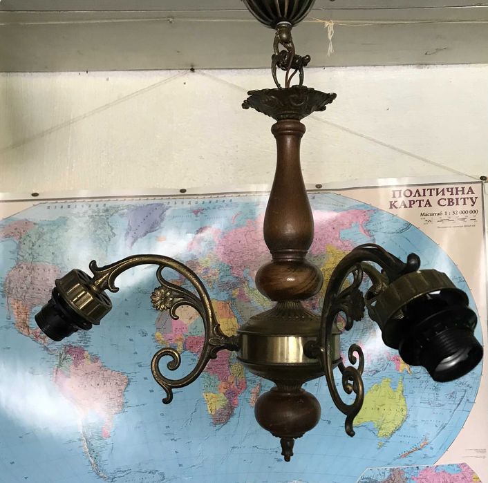 Люстра "Рэтро" изготовлена в Югославии