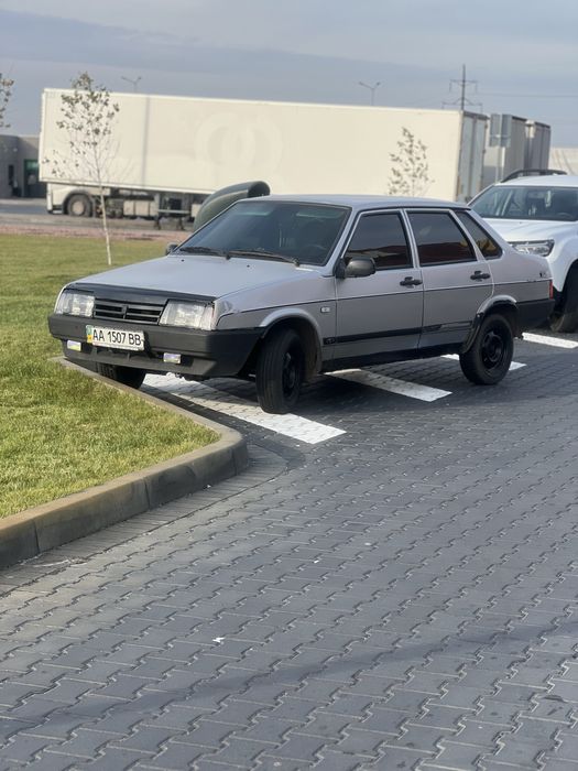 Ваз21099 інжектор 2005рік