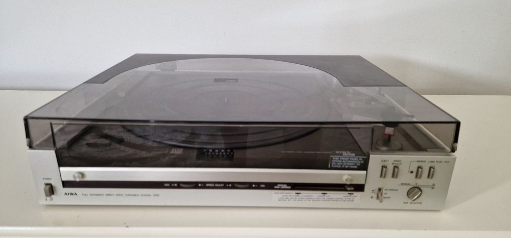 Gramofon Aiwa AP-D50E