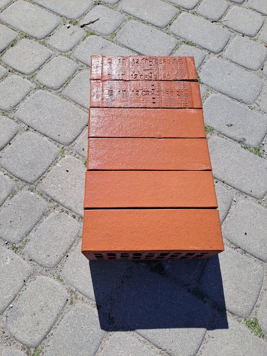Cegła klinkierowa ZETA produkcji CRH CERG