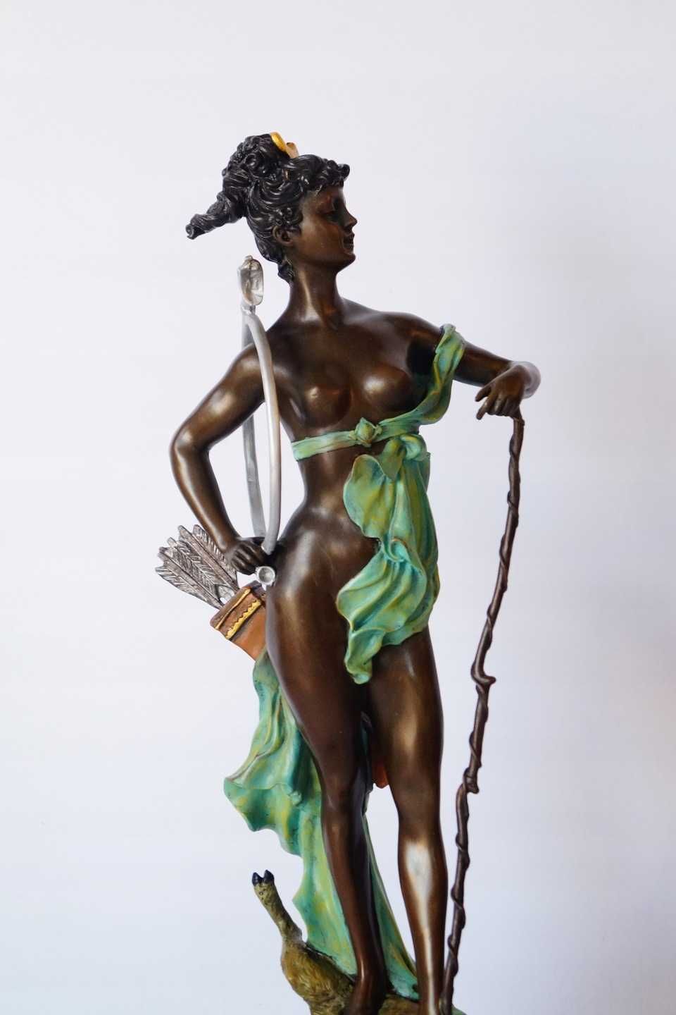 Artemida Diana bogini łowów myślistwo rzeźba brąz