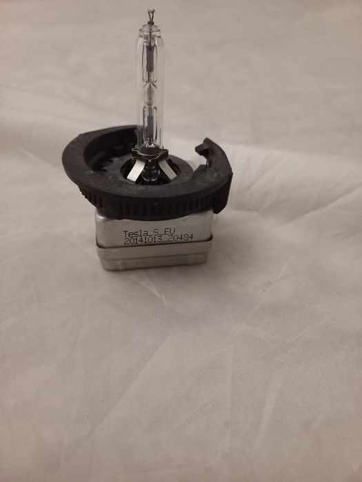 Продам ксенонову лампу