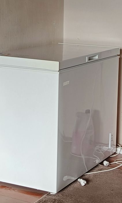 Продам морозильну камеру 200 літрів