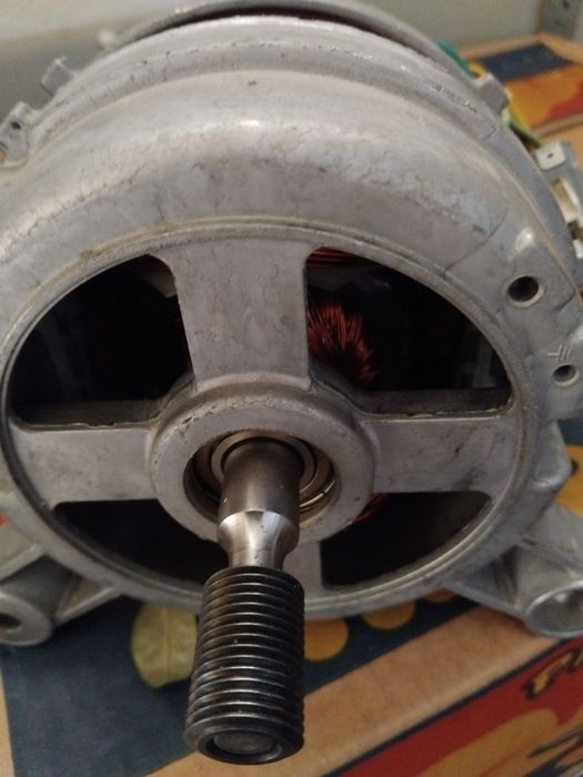 Мотор двигун до пральної машини