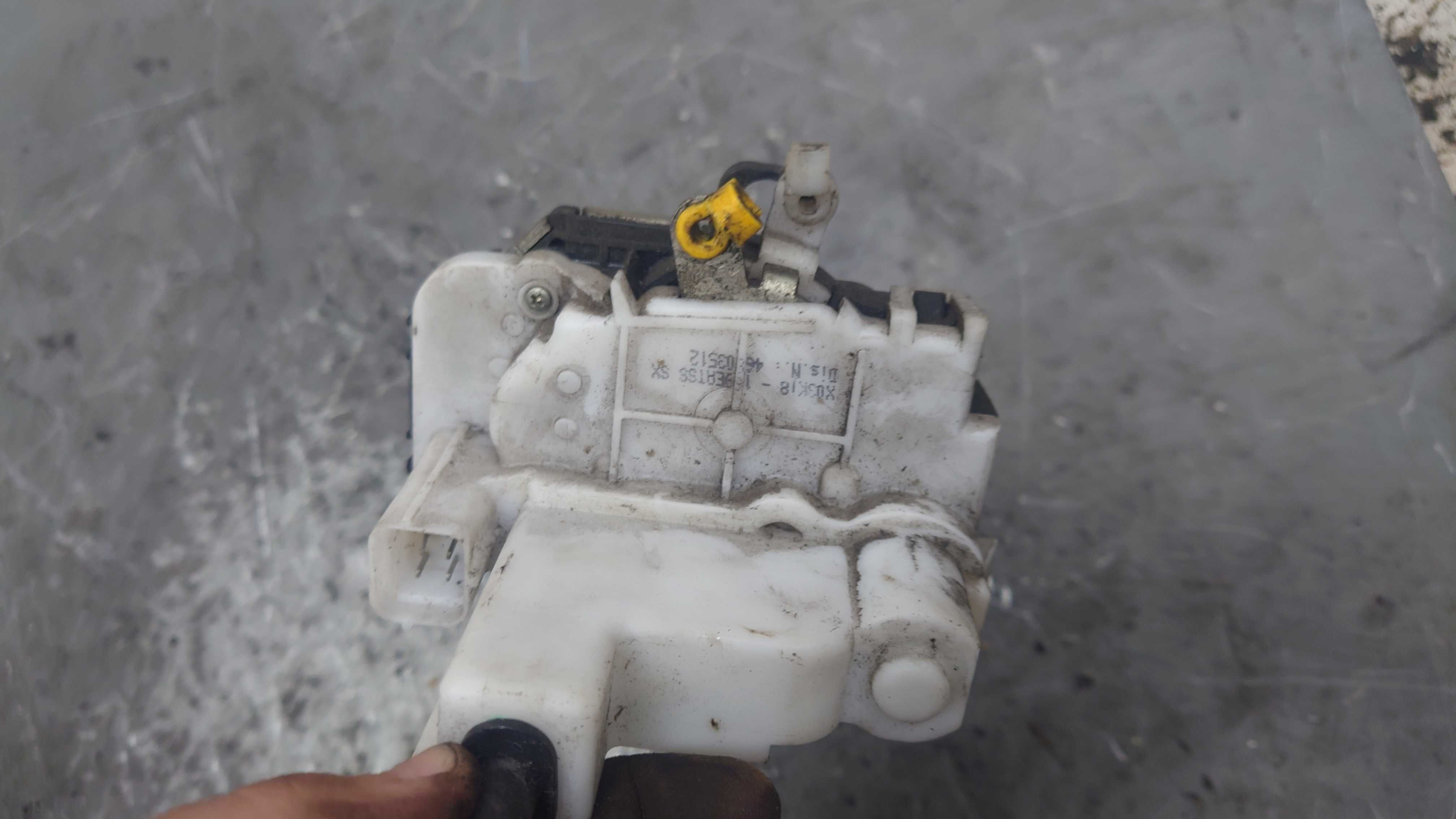 Fiat Panda 2 II Zamek Drzwi Lewy Przód Przedni 6 PIN