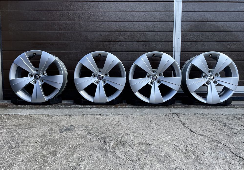4x felgi aluminiowe 5x112 r17 et41 6,5J Alufelgi Oryginalne Skoda 17”