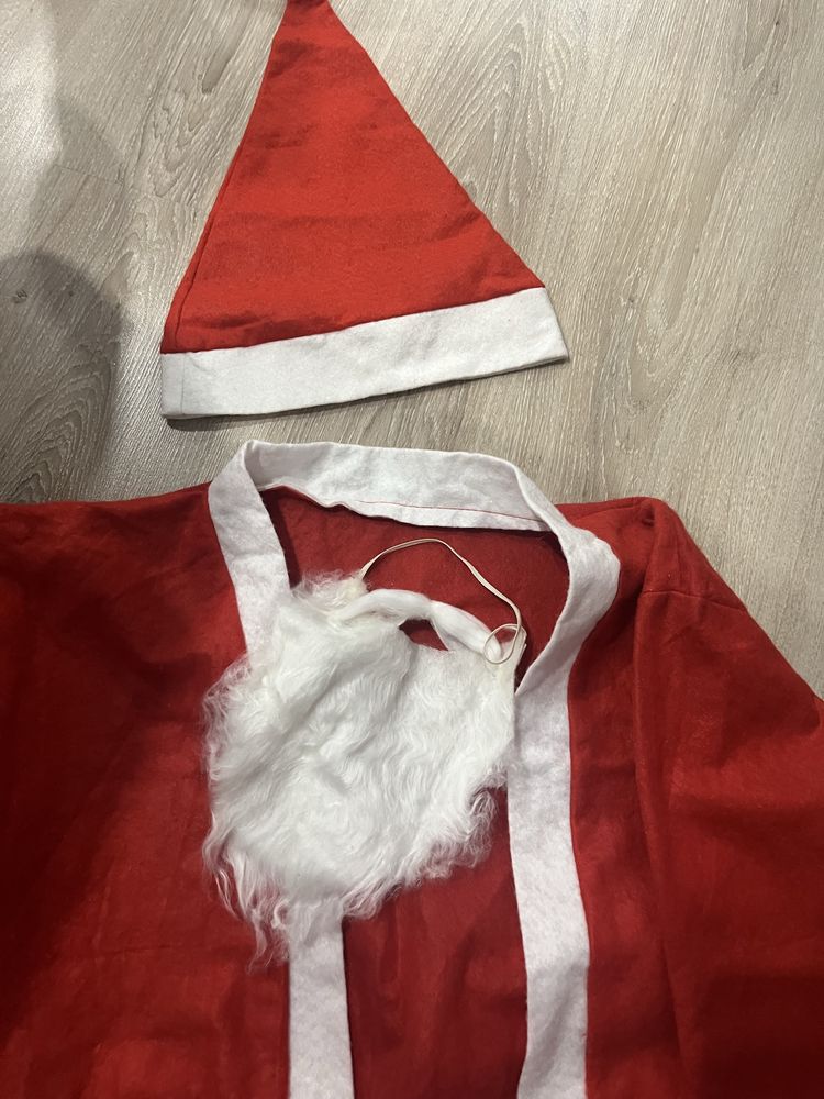 Bluza plaszcz mikolaja stroj czapka i broda