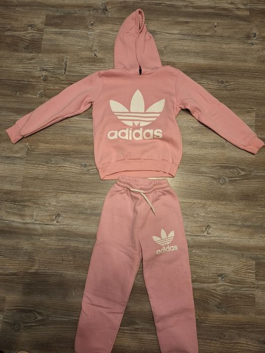 Dres komplet adidas 122/128 dla dziewczynki