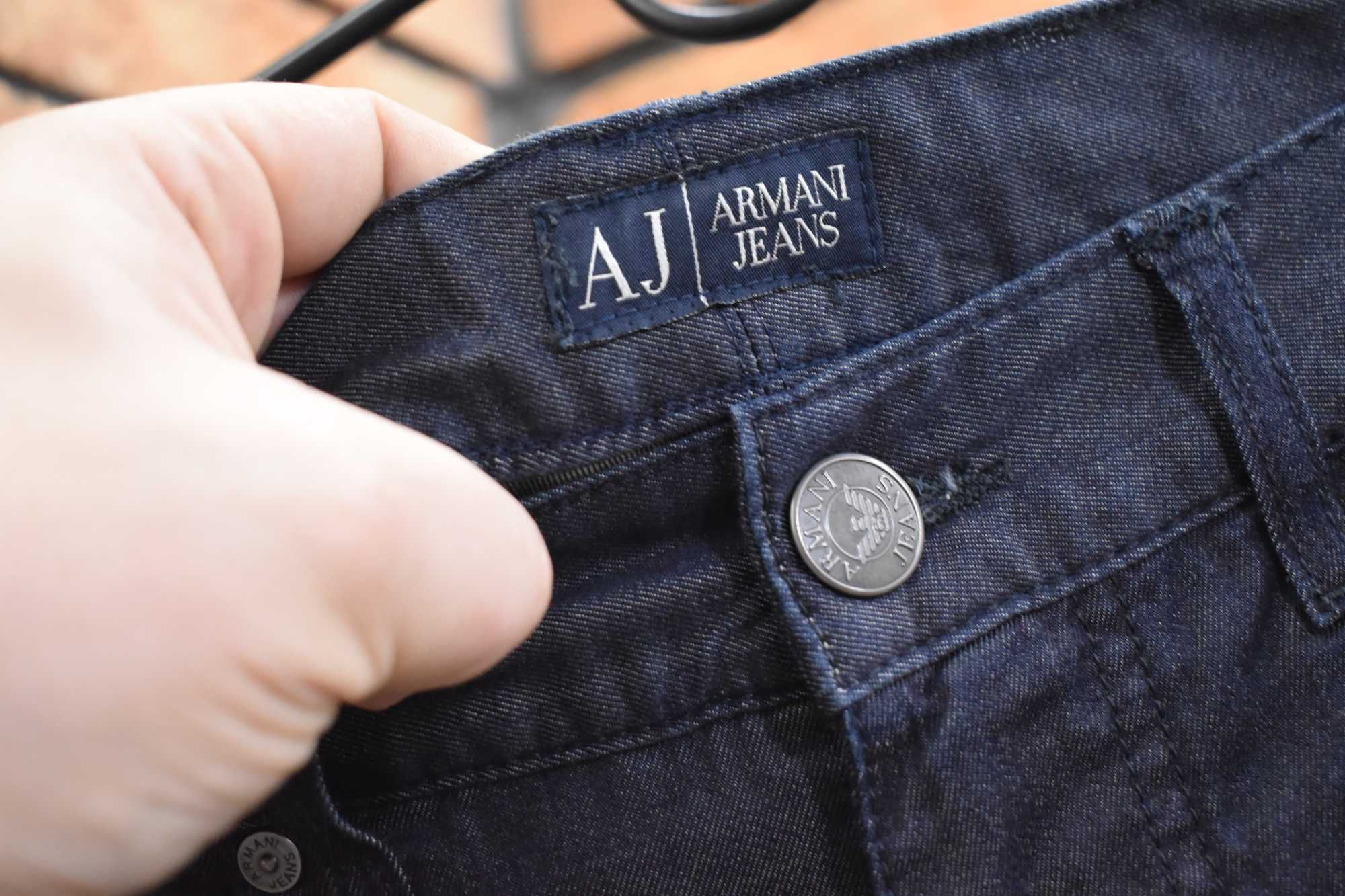 Armani Jeans klasyczne granatowe lekkie jeansy idealne stretch 30 30 S